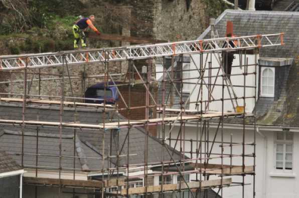 14 February 2020 - 08-54-15 
Nope, that is just too high for me. 
There's enough scaffolding visible in Kingswear right now to get us to the Space Station. Now that would save on rocket fuel.
#KingswearConstruction
